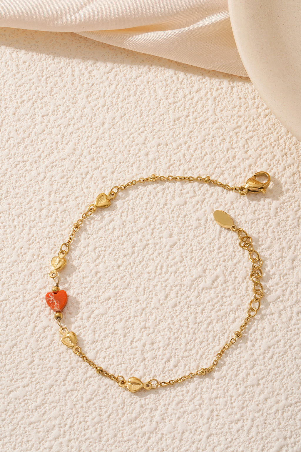 abbraccia il braccialetto dell'amore