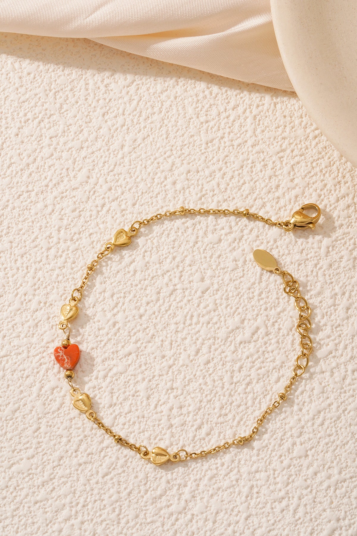 abbraccia il braccialetto dell'amore