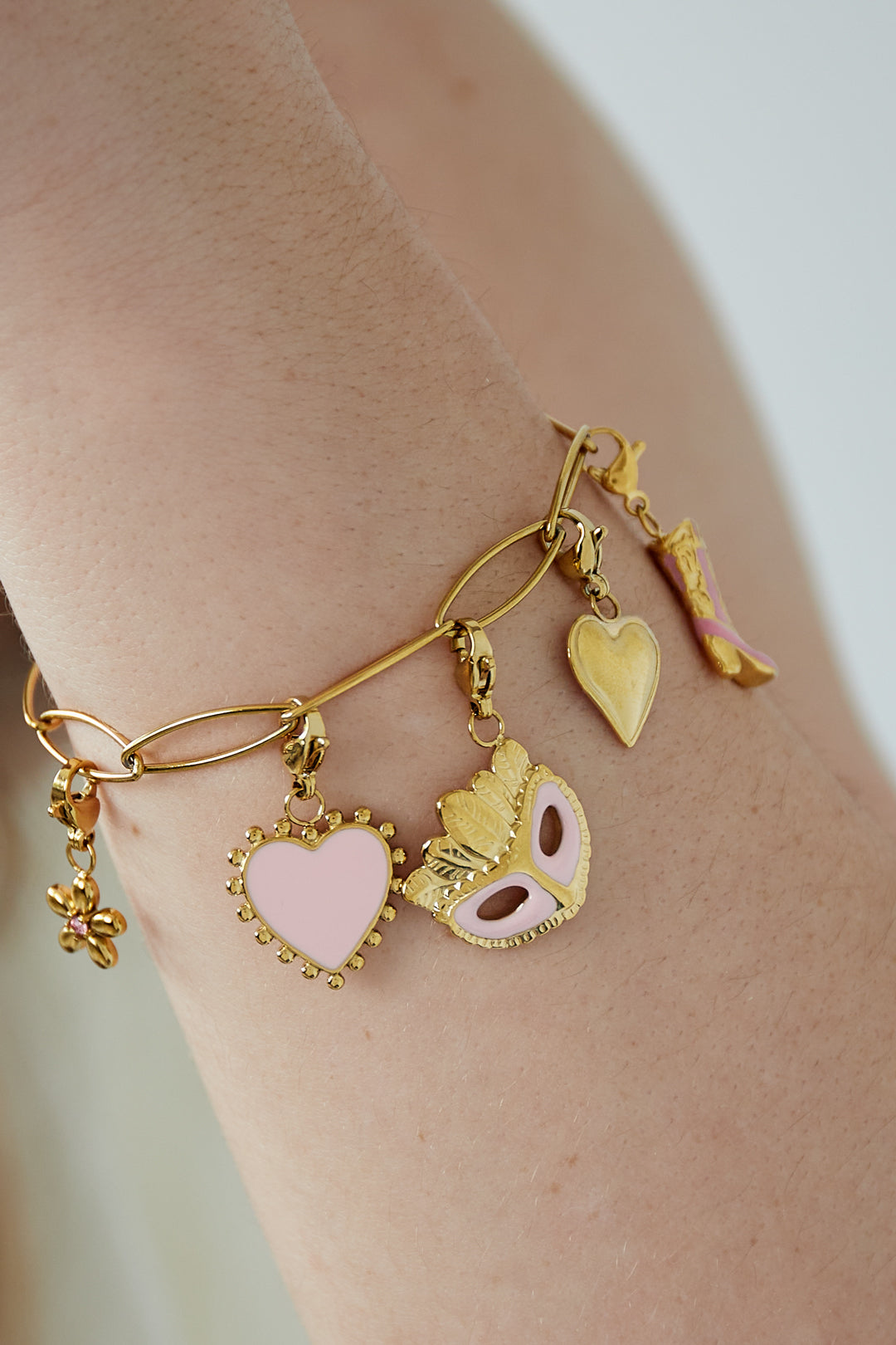 Braccialetto fai da te con maschera