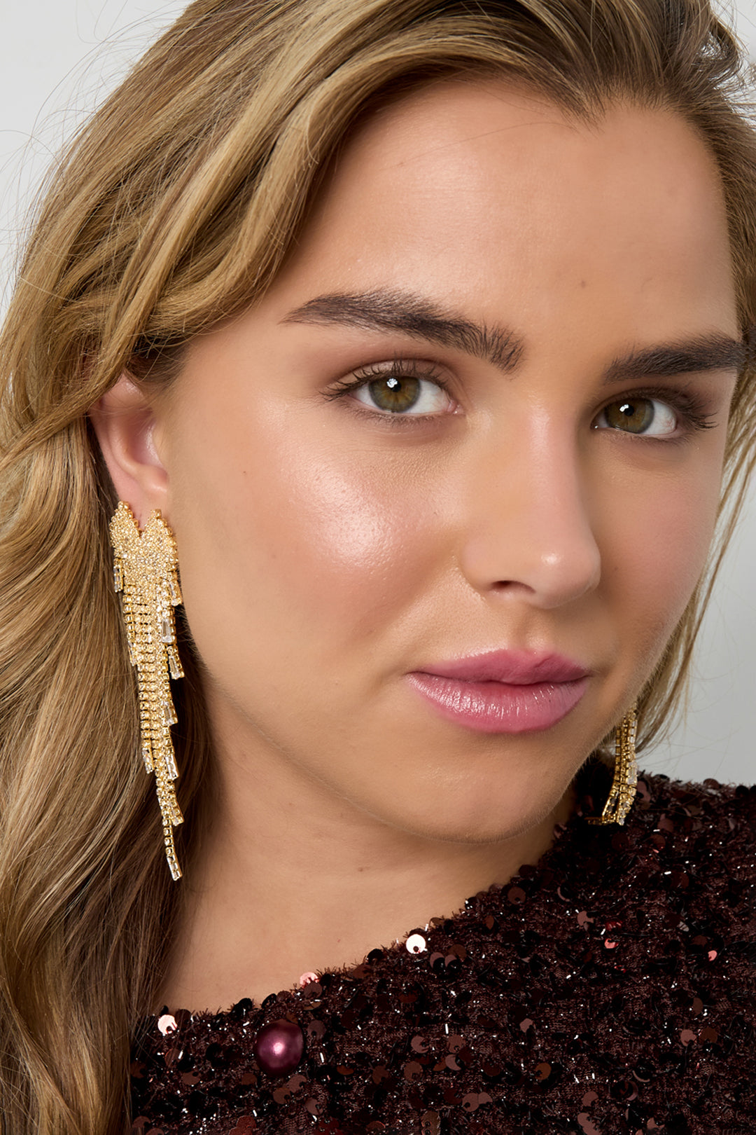 Orecchini pendenti in rame, geometrici, eleganti, lussuosi, serie di gioielli da donna.